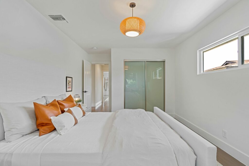 3536 Verdugo Vista Terrace - 90065 – glassell park Bedroom View 2
