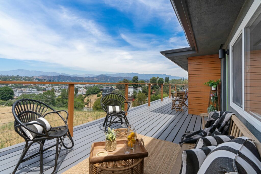 3536 Verdugo Vista Terrace - 90065 – glassell park Balcony View