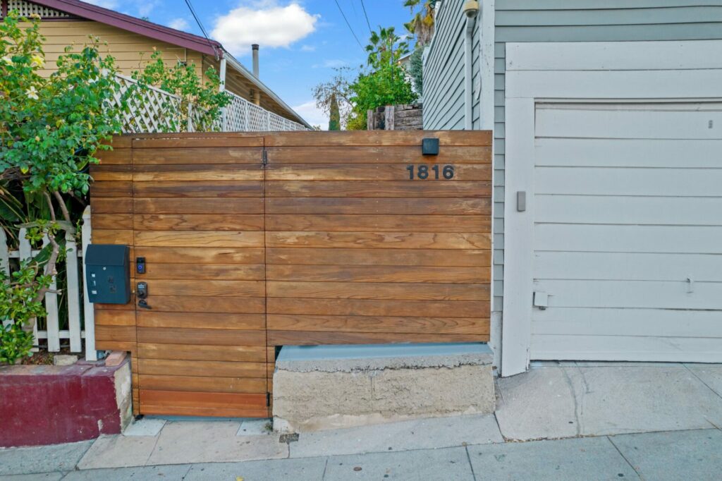 1816 Scott Ave, Los Angeles CA, 90026 Outside View 2